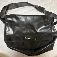 tagger メッセンジャーバッグ 黒