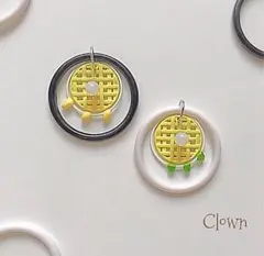 おしゃぶりピアス
