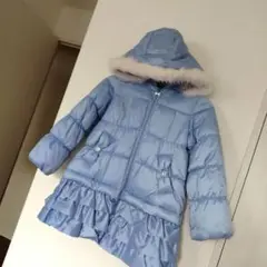 130 anyfam 水色 フリル付きダウンコート