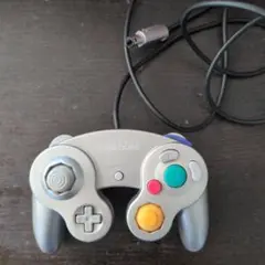 ゲームキューブ コントローラー