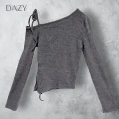【DAZY】　肩リボンデザインニット　グレー　洗える　無地　ガーリー　綺麗め