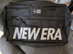 NEW ERA　ボディバッグ　スクエア