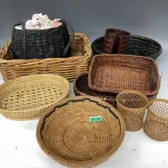 Item thumbnail for item 0652062e-f823-47e0-947c-48a93b1cd79f