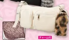 しまむら　サンリオ　キティ　バッグ　チャーム付き