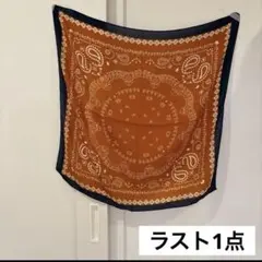 レディースバンダナスカーフ　オレンジ ネイビー ペイズリー バンダナ　新品　人気