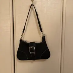 ブラックショルダーバッグ