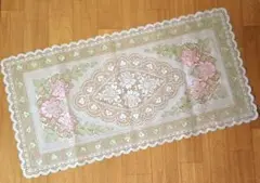 花柄　レースマット インテリア