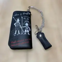 ワンピース　長財布