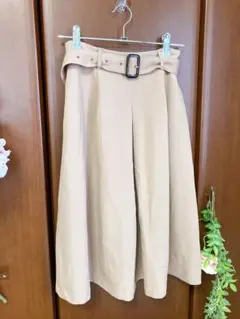ベージュ スカート ベルト付き