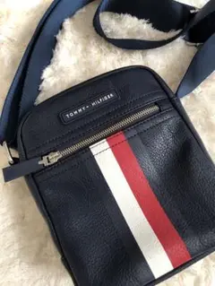 美品 トミーヒルフィガー TOMMY HILFIGER ショルダーバック