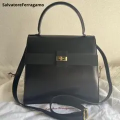 ✨激レア 美品✨️ SalvatoreFerragamo ヴァラ ショルダーバッグ