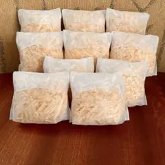♣︎45 削りたてをお届けします　ヒノキチップ　ヒノキおがくず10袋　かんなくず