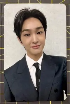 オニュ ONEW PERCENT Jewel Rabbit ver. トレカ