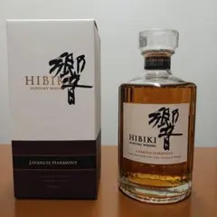 サントリー 響 700ml 箱付き