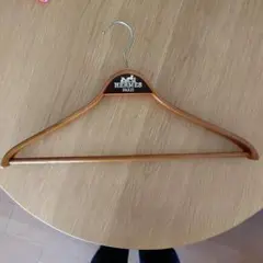 HERMES エルメス木製ハンガー