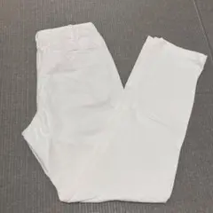 UNIQLOホワイトチノパンツ