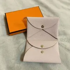 HERMES カルヴィデュオ モーヴペール 新色