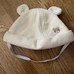 クマ耳付きアイボリー色ベビー帽子 38-40cm
