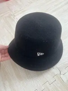 New Era 黒 バケットハット