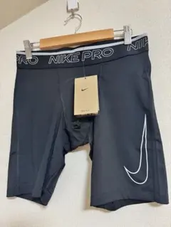 新品未使用　ナイキ　インナーウェア　スパッツ　ドライフィット