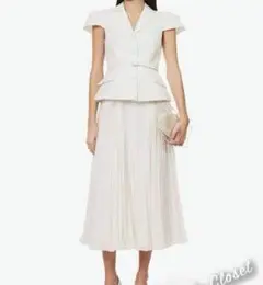 セルフポートレイト新品