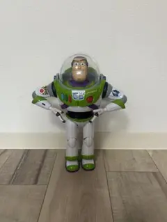 バズ・ライトイヤー フィギュアお値下げ可能