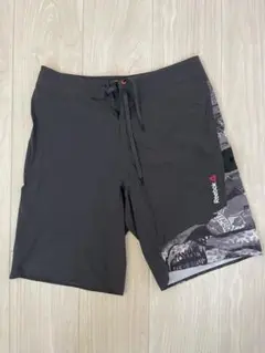 【Reebok】グラフィックショートパンツ / L