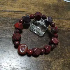 デザインブレスレット