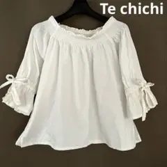 ホワイト コットン オフショルダー 五分袖シャツTe chichi フリーサイズ