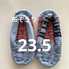 Item thumbnail for item 2dea1c03-b3d7-4f0c-8b5d-e2ad960d2b0f