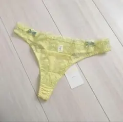 Mサイズ　新品未使用　タグ付き　Kiya タンガ　イエロー