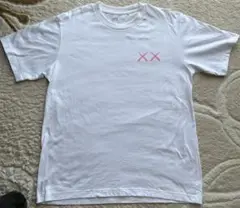 ユニクロ　カウズ　Tシャツ　Ｌサイズ　UT
