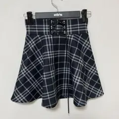 mellowd やや厚手　ブラック スカート　チェック
