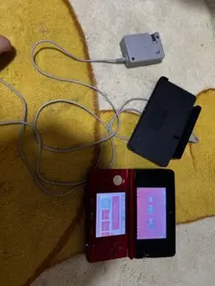 ニンテンドー3DS レッド 本体 充電器付き