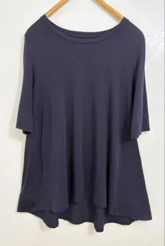 ユニクロ✴︎ネイビー五分袖 Tシャツ Aラインシルエット