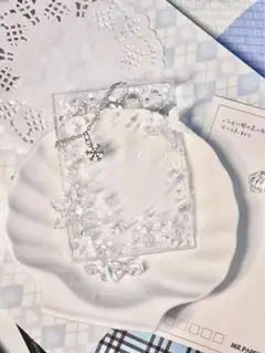 Item thumbnail for item dc67c584-59dc-4bba-bb4e-43c86702d1c1