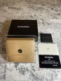 CHANEL シャネル 折り財布 ココボタン