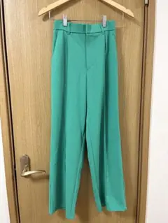 GU 緑 スラックス ロングパンツ