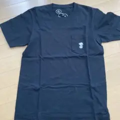 ユニクロ UT KAWS×PEANUTS 黒 Tシャツ スヌーピー