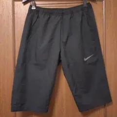 Nike ドライフィット ブラック 膝下丈パンツ