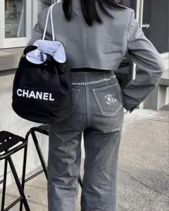 CHANEL フレアジーンズ