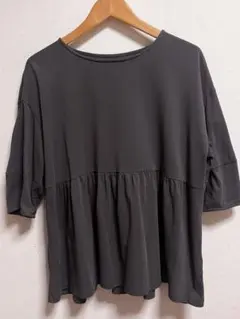 美品♡ オオカミとフクロウ♡カットソー♡チャコールグレー