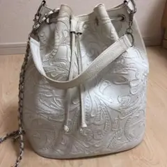 人気 カービングトライブス ラクエル リュックサック タッセル フラップ GRACE CONTINENTAL（リュック/バックパック）のフリマアイテム一覧