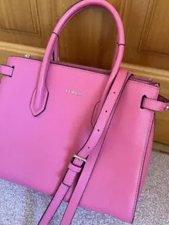 タイム SALE❣️FURLAバッグ