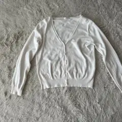 ホワイト Vネック ニットカーディガン