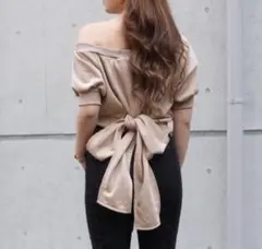 ANAP バックリボンワンショル半袖トップス