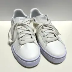 PUMA ホワイト スニーカー 24cm