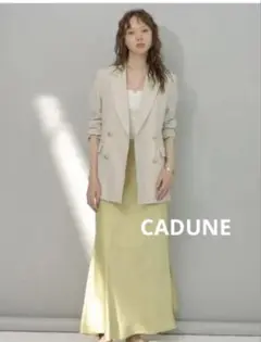 新品未使用タグ付 CADUNE カデュネ 半袖 テーラード ジャケット 新品タグ付き カデュネ CADUNE ラインジャケット テーラード