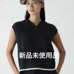 UNIQLO ユニクロC Vネックベスト ブラック　XS