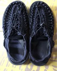 keen ユニーク　23.5㎝
